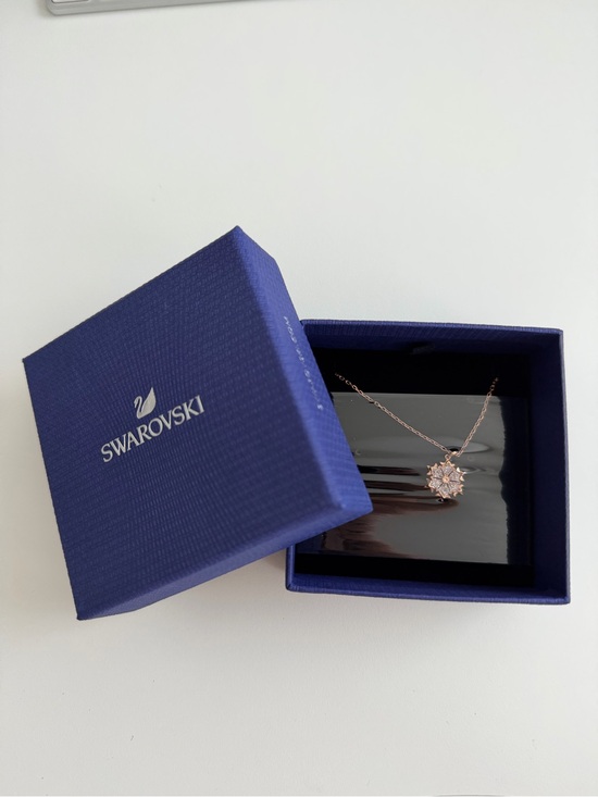Swarovski Jewelry - Swarovski Rose Gold Crystal Starburst Pendant Necklace
